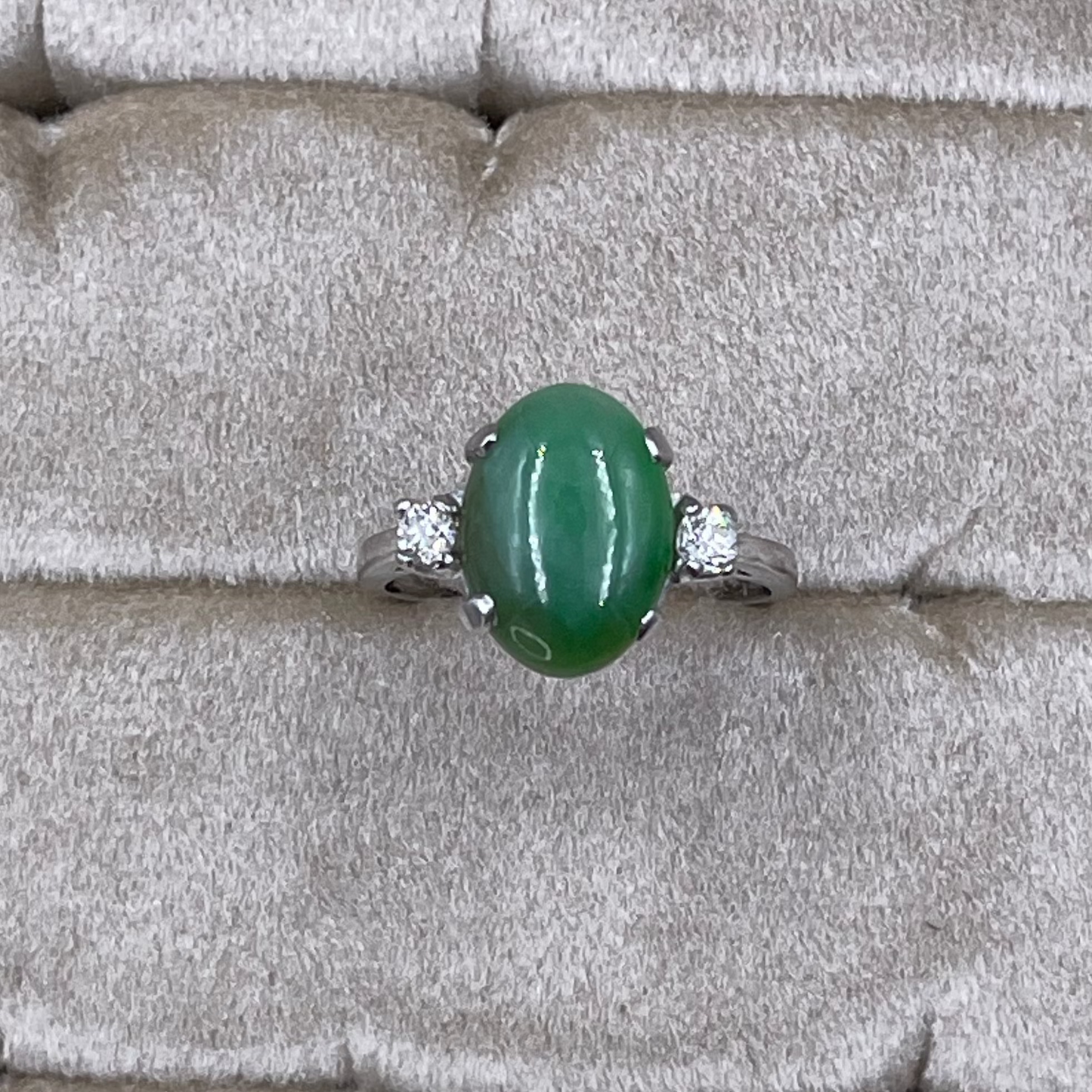 Jade white gold ring