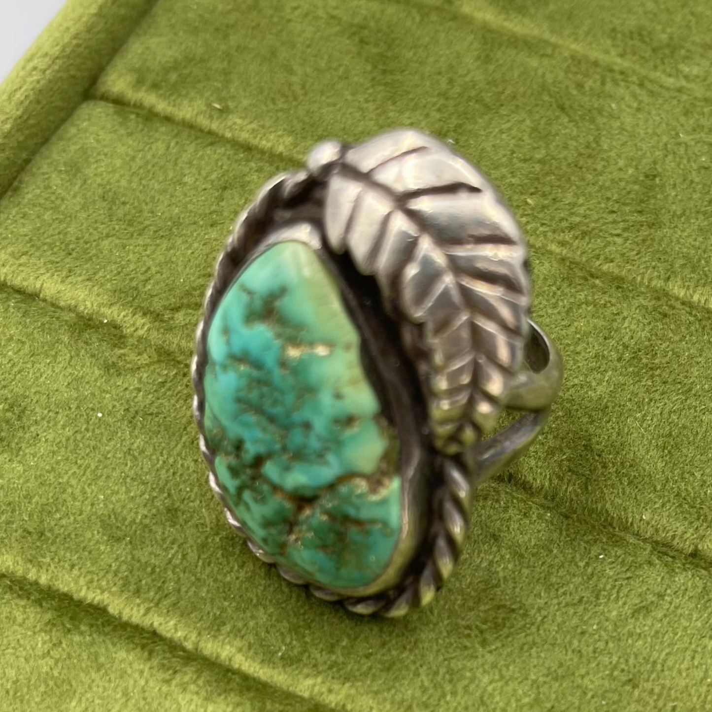 Irregularly shaped green turquoise & Feather ring