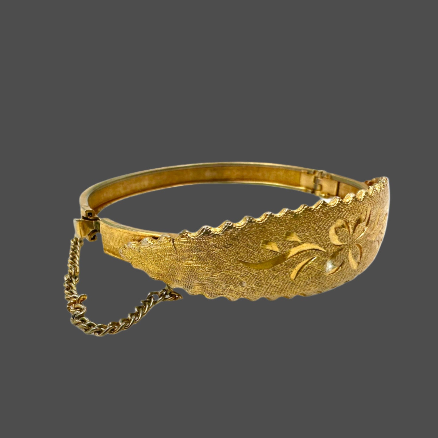 Petite Victorian Bangle with Floral Overlay