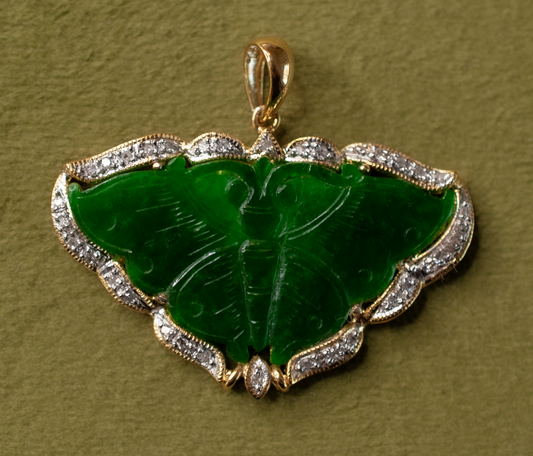 14k yellow gold butterfly jade pendant