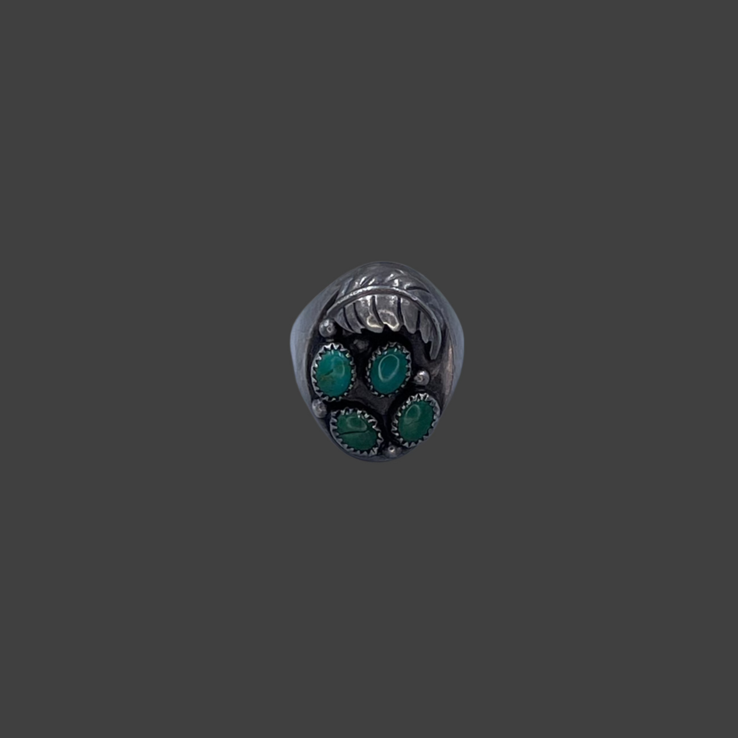 Small Green Turquoise & Leaves ring