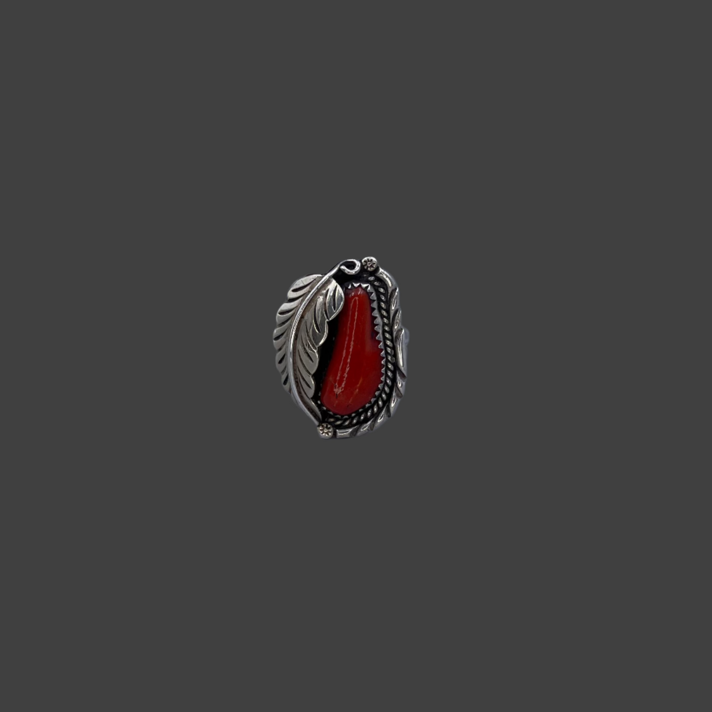 Coral & Leaves ring