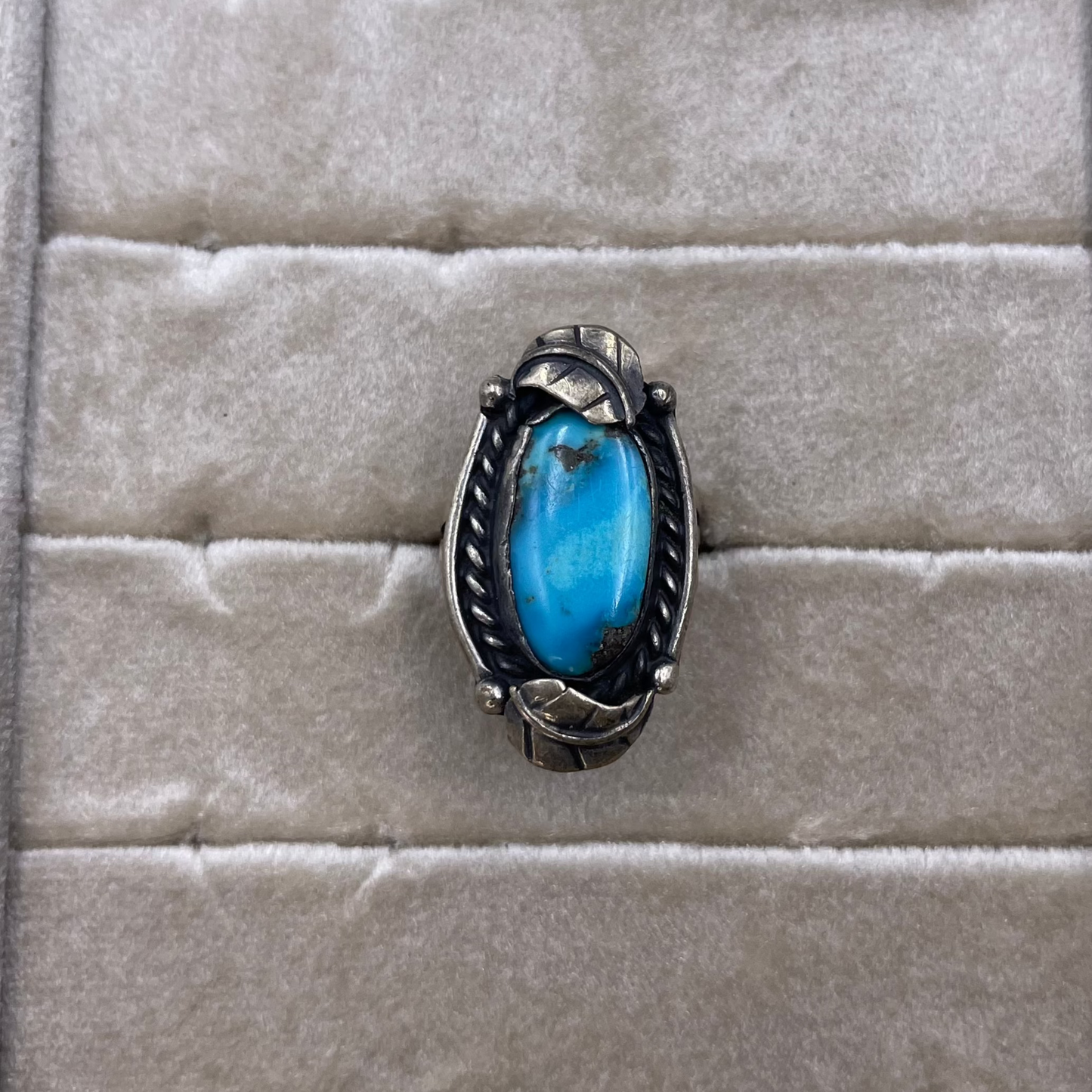 turquoise rope & 2 feather detail ring