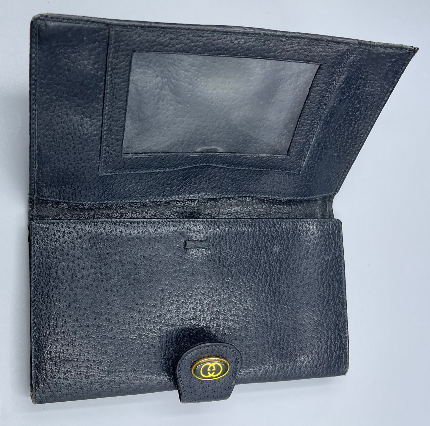 Gucci fold wallet large with snap