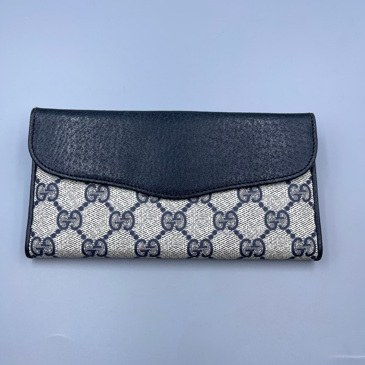 Gucci fold wallet medium with snap