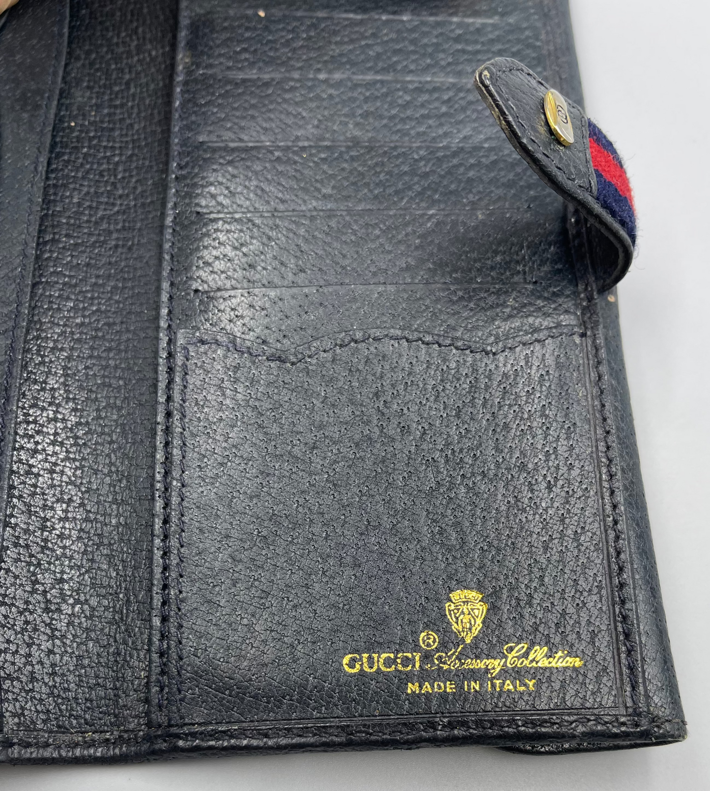 Gucci fold wallet medium with snap