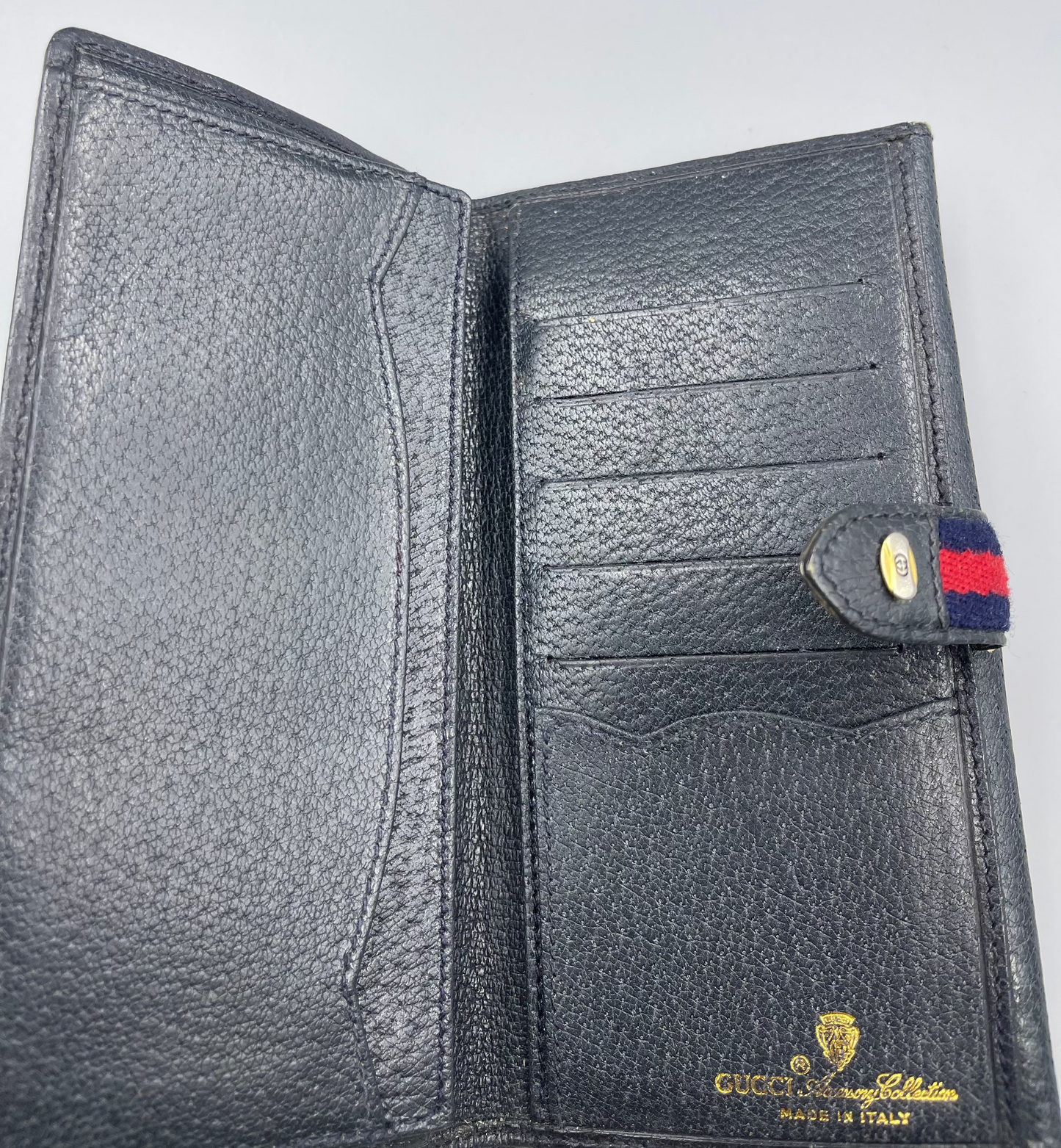 Gucci fold wallet medium with snap