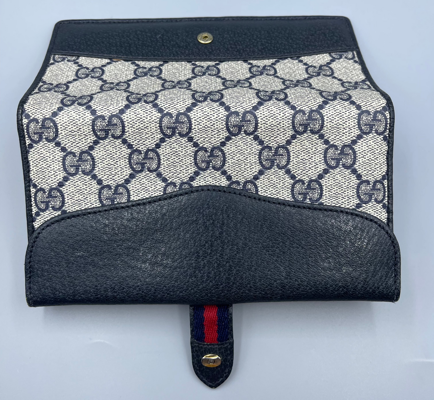 Gucci fold wallet medium with snap